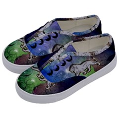 Wonderful Lion Silhouette On Dark Colorful Background Kids  Classic Low Top Sneakers by FantasyWorld7