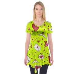 Valentin s Day Love Hearts Pattern Red Pink Green Short Sleeve Tunic  by EDDArt