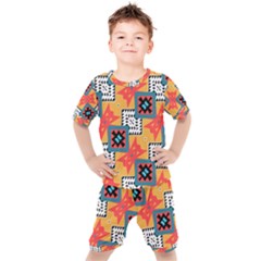 Shapes On A Brown Background Pattern            Kids  Tee And Shorts Set by LalyLauraFLM