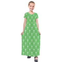 Green And White Art-deco Pattern Kids  Short Sleeve Maxi Dress by Dushan