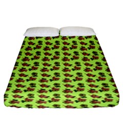 Cute Deer Pattern Green Fitted Sheet (king Size) by snowwhitegirl