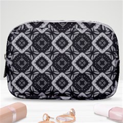 Digital Make Up Pouch (small) by nateshop