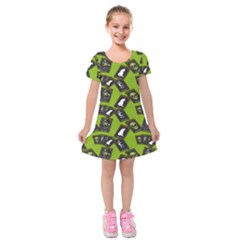 Cats And Skulls - Modern Halloween  Kids  Short Sleeve Velvet Dress by ConteMonfrey