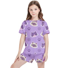 Cute Colorful Cat Kitten With Paw Yarn Ball Seamless Pattern Kids  Tee And Sports Shorts Set by Salman4z