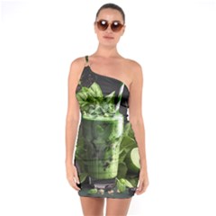 Drink Spinach Smooth Apple Ginger One Shoulder Ring Trim Bodycon Dress by Ndabl3x
