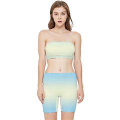 Baby Blue To Cream Yellow Bilinear Gradient Stretch Shorts And Tube Top Set by GradientsOmbre