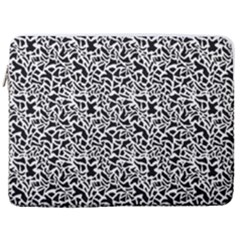 Black White Giraffe Pattern 17  Vertical Laptop Sleeve Case With Pocket by DinkovaArt
