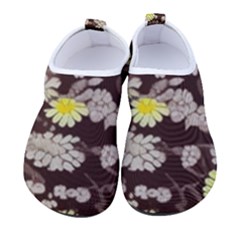 Mid Century Retro Floral 1970s 1960s Pattern 84 Kids  Sock-style Water Shoes by violetheavensky