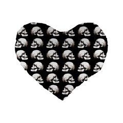 Halloween Skull Pattern Standard 16  Premium Flano Heart Shape Cushions by ValentinaDesign