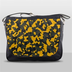 Camouflage Jaune/vert  Messenger Bag by kcreatif